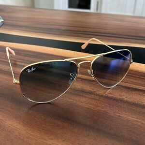 Ray Ban Aviator Sunglasses